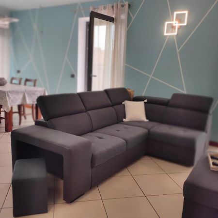 Garda Dreams Apartment Torri Del Benaco Extérieur photo