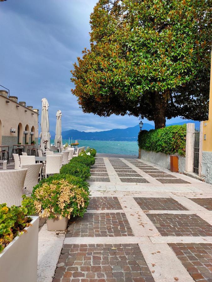 Garda Dreams Apartment Torri Del Benaco Extérieur photo