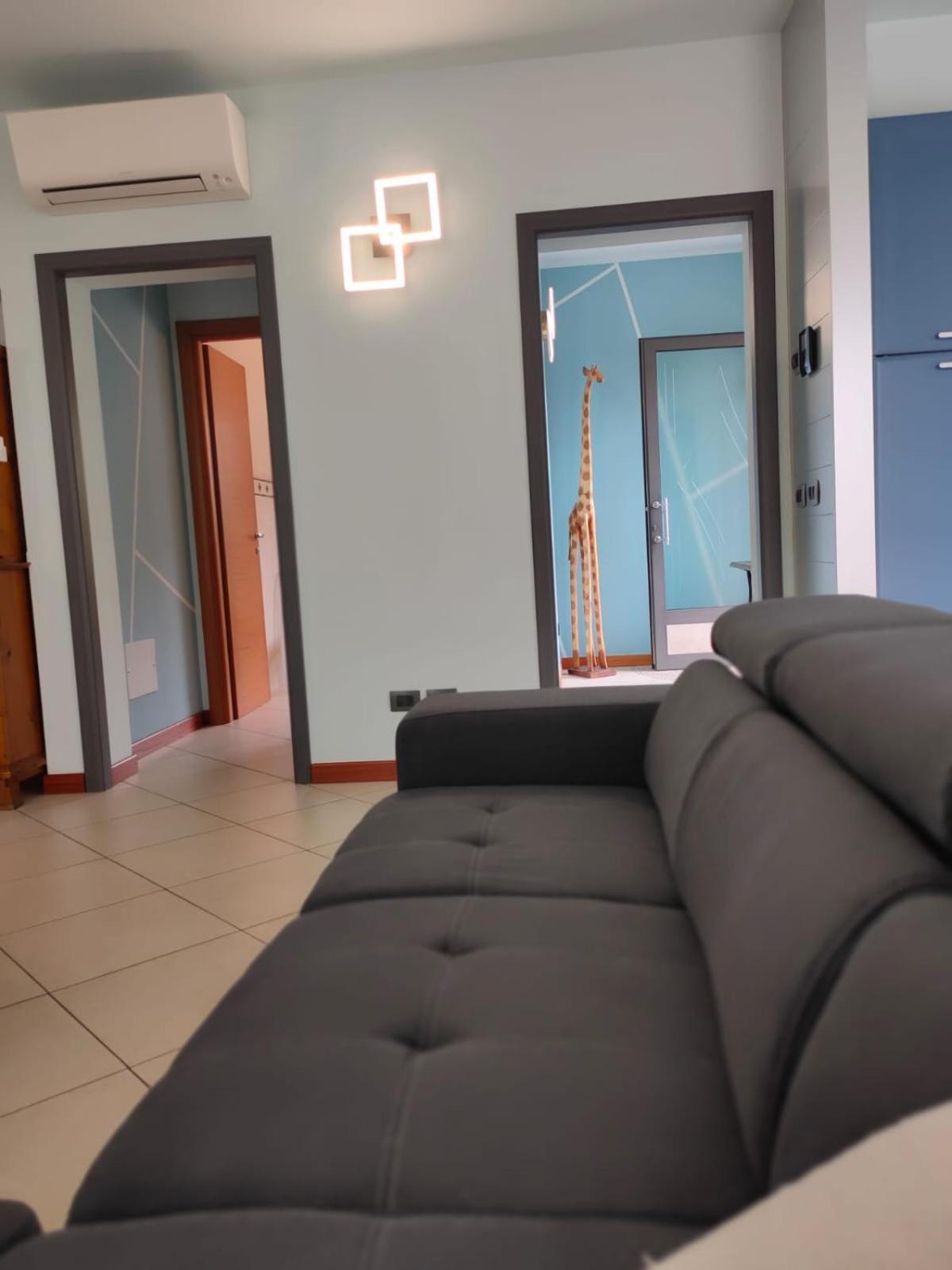 Garda Dreams Apartment Torri Del Benaco Extérieur photo