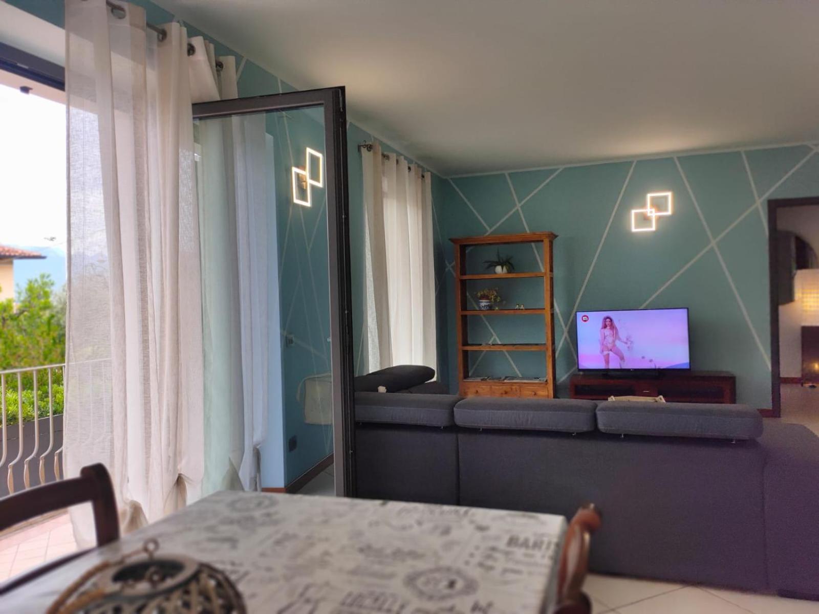 Garda Dreams Apartment Torri Del Benaco Extérieur photo