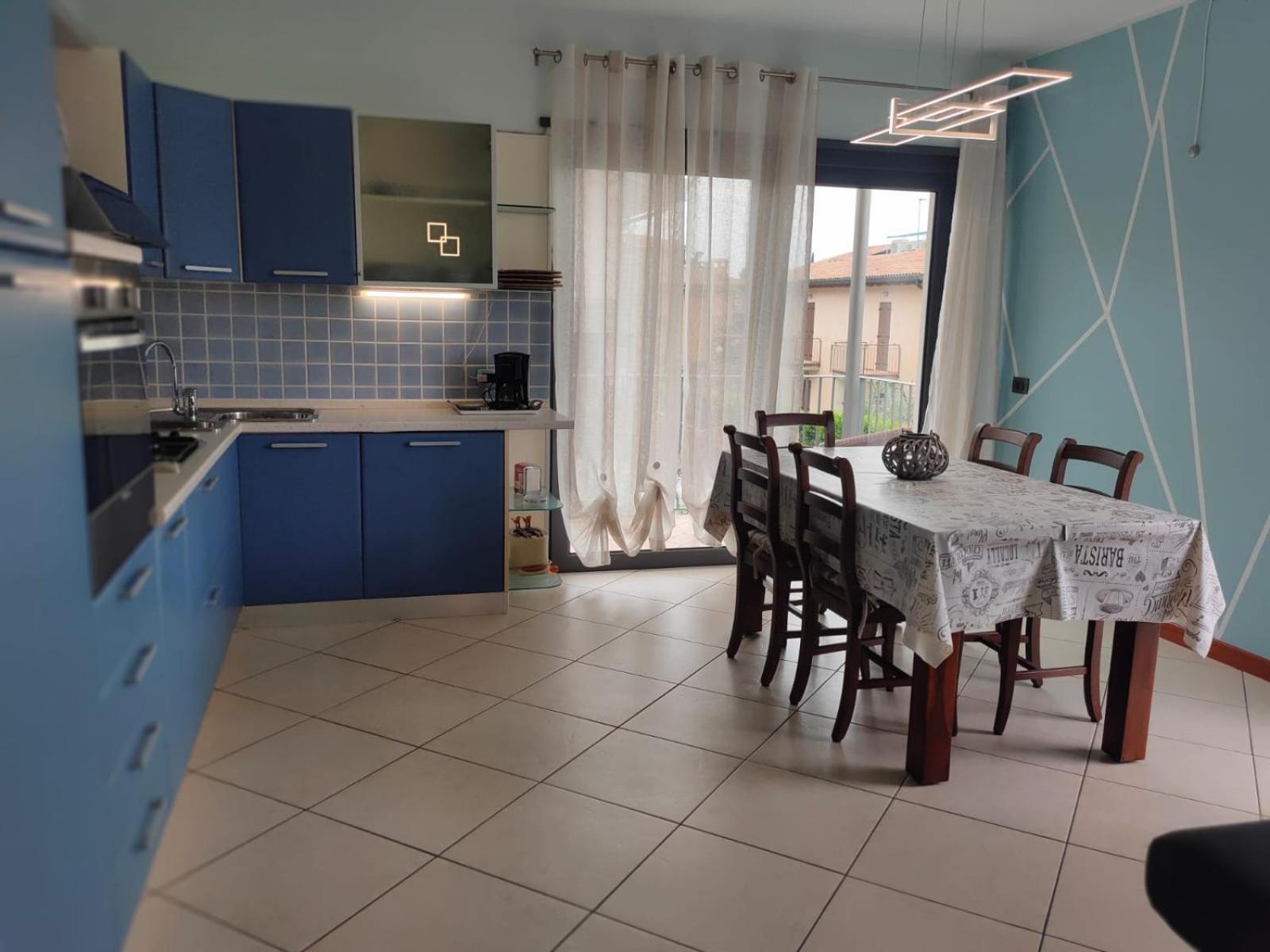 Garda Dreams Apartment Torri Del Benaco Extérieur photo