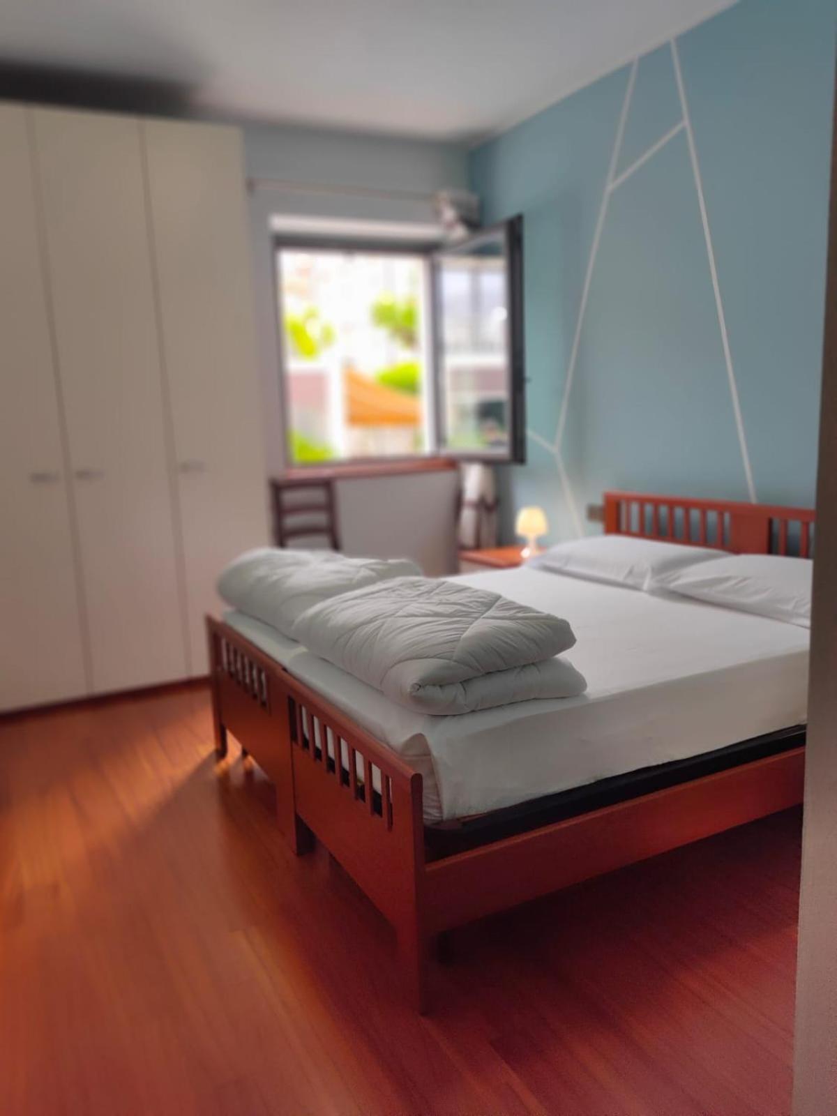 Garda Dreams Apartment Torri Del Benaco Extérieur photo